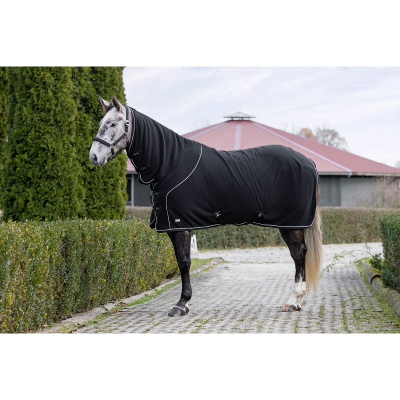 3228253 - Couv. polaire Cova-Tex, noire avec high neck, 135&nbsp;cm - KERBL - Agrodieren.be - 3228253