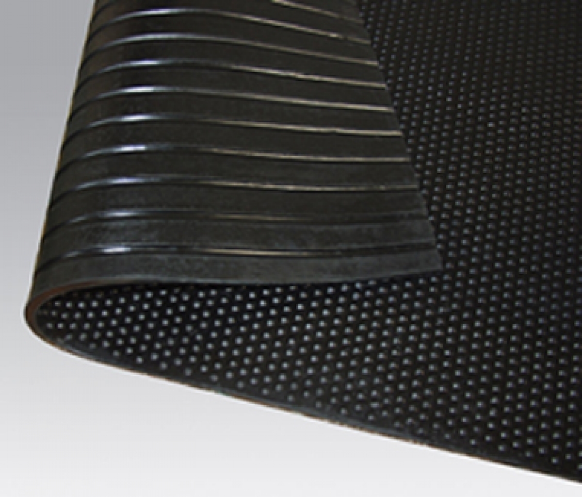 Afscheid handleiding verraad Stalmat volrubber mat 1220 x 1830 x 17 mm, urinebestendig, ideaal geschikt  voor rubberen mat met drainage kanalen voor stallen | Webshop Agrodieren